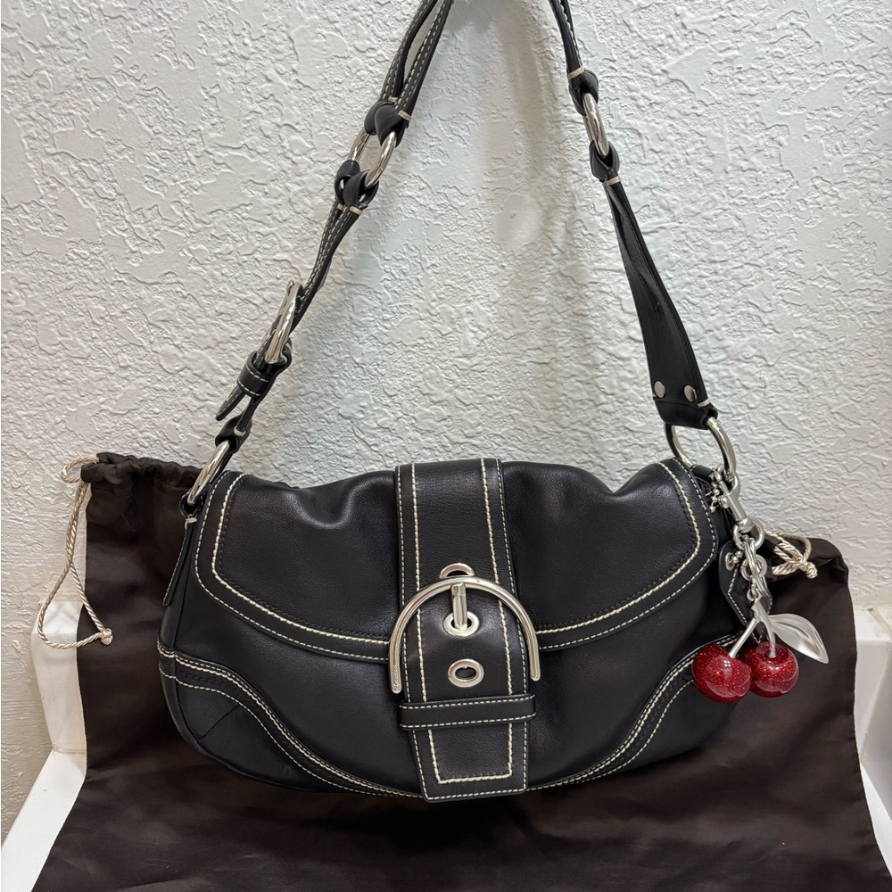 Classic Black XL COACH SOHO Flap Handbag